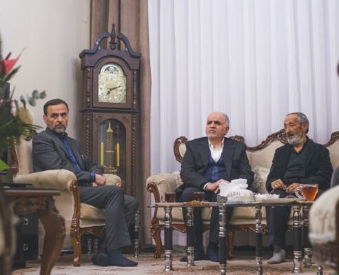 دیدار وزیر دادگستری با خانواده شهید ابوفاضلی