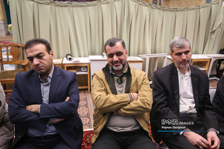 نشست هم‌اندیشی نخبگان سیاسی، فرهنگی و اجتماعی اصفهان