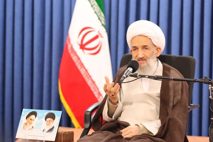 لزوم توجه جدی به ازدواج، اشتغال و فرزندآوری جوانان