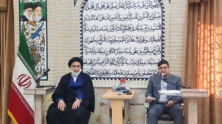 دشمنان انقلاب اسلامی درصدد تضعیف سرمایه اجتماعی و فاصله میان مردم و حاکمیت هستند