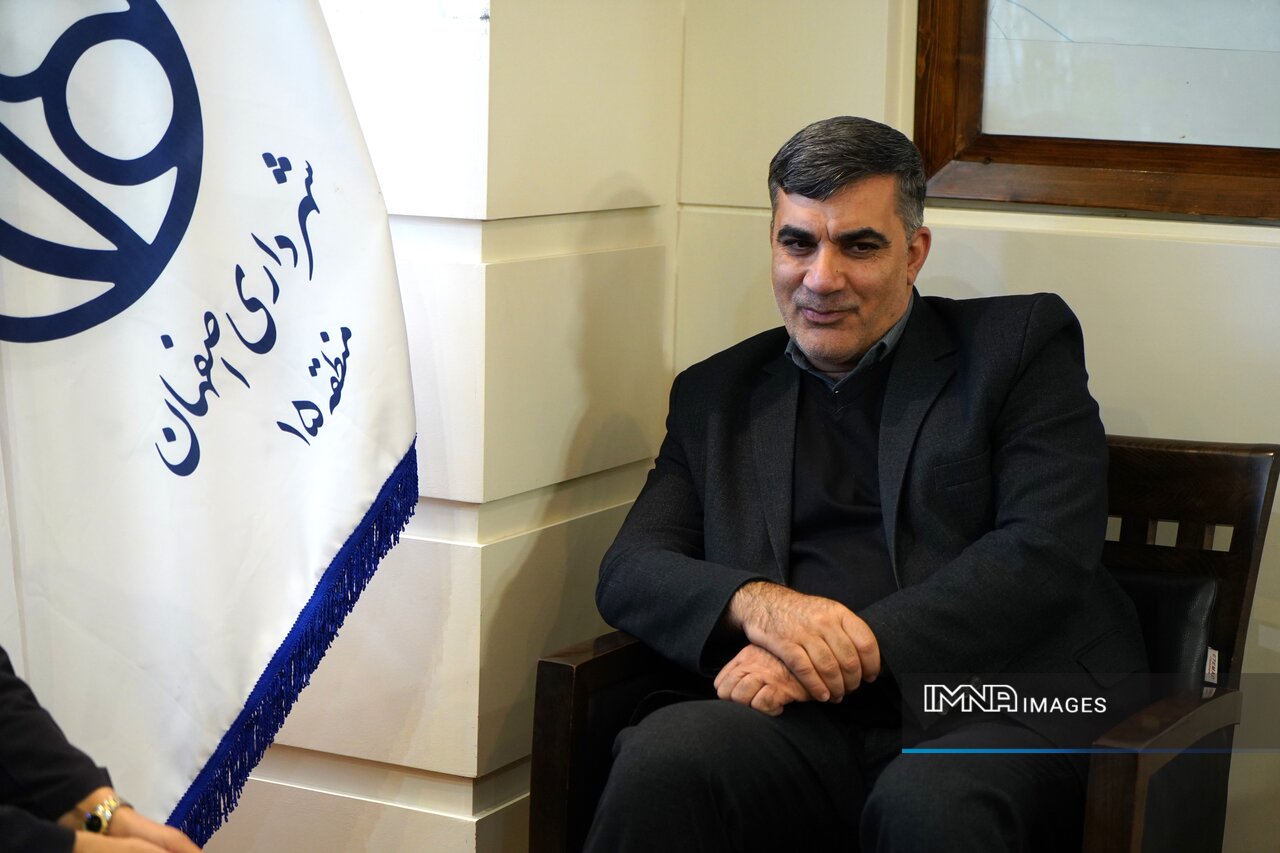 بیش از ۲ همت برای پروژه‌های بسته پرواز اصفهان در منطقه ۱۵ هزینه شد/ خبرهای خوش در راه است