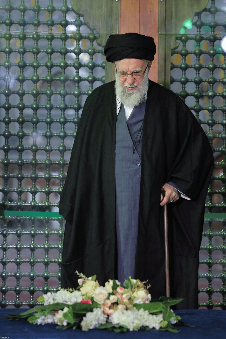 حضور امروز رهبر معظم انقلاب در حرم مطهر امام خمینی(ره)