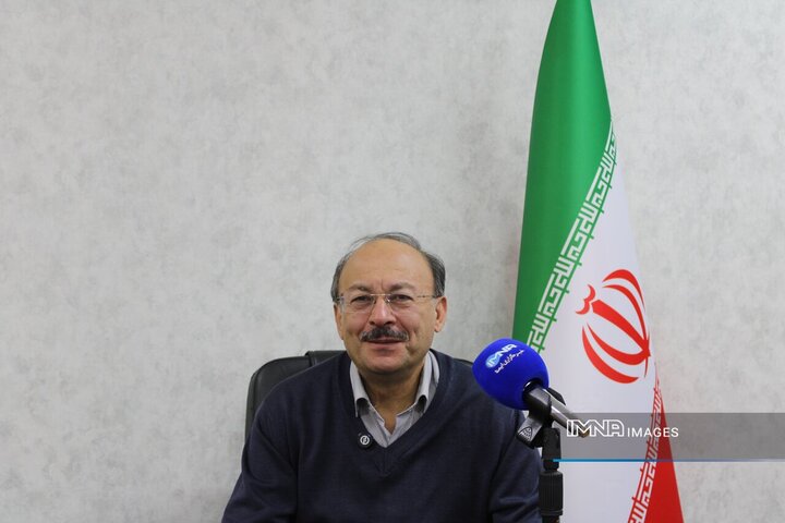 حمایت از رهبری جدید به معنای دفاع از کیان کشور و مقاومت در برابر استعمارگران است