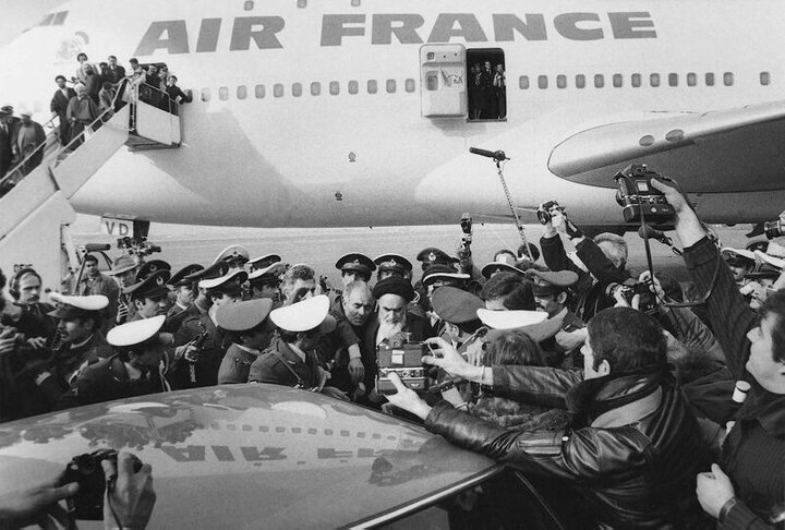 ۱۲ بهمن؛ فرود شجاعت در نام امام خمینی(ره)