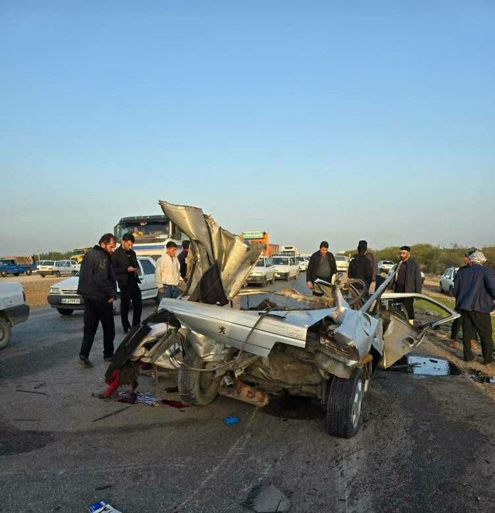 تصادف و واژگونی اتوبوس در محور دزفول-شوشتر ۵ کشته و ۳ مصدوم برجای گذاشت