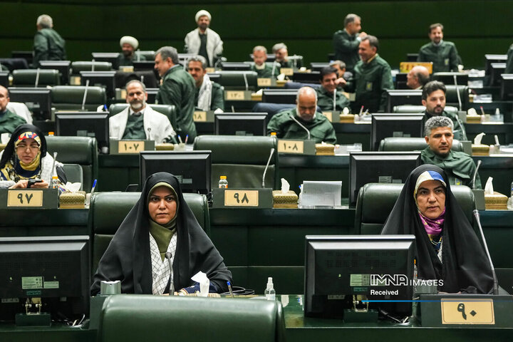 اعلام حمایت نمایندگان مجلس شورای اسلامی از سپاه پاسداران