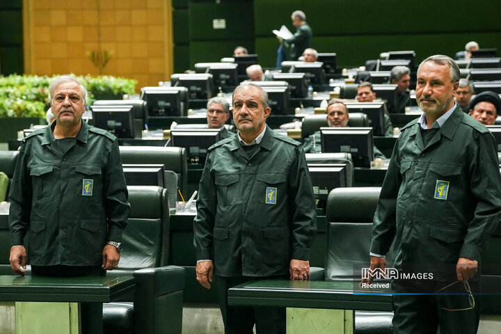 اعلام حمایت نمایندگان مجلس شورای اسلامی از سپاه پاسداران