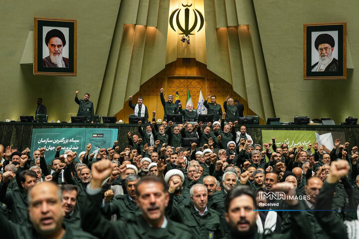 اعلام حمایت نمایندگان مجلس شورای اسلامی از سپاه پاسداران