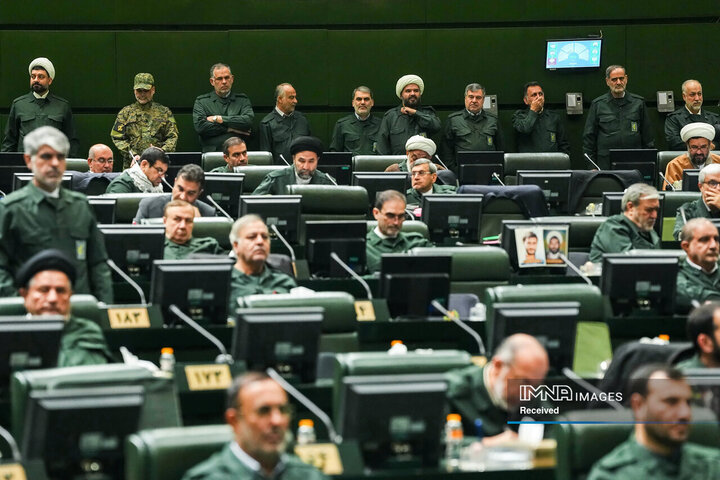 اعلام حمایت نمایندگان مجلس شورای اسلامی از سپاه پاسداران