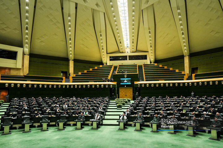 اعلام حمایت نمایندگان مجلس شورای اسلامی از سپاه پاسداران