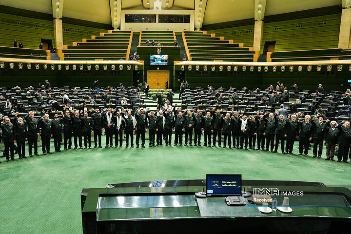 اعلام حمایت نمایندگان مجلس شورای اسلامی از سپاه پاسداران