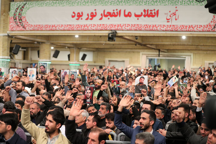 دیدار گروه‌های مختلف مردم با رهبر انقلاب