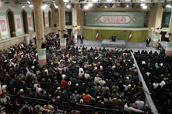 دیدار گروه‌های مختلف مردم با رهبر انقلاب