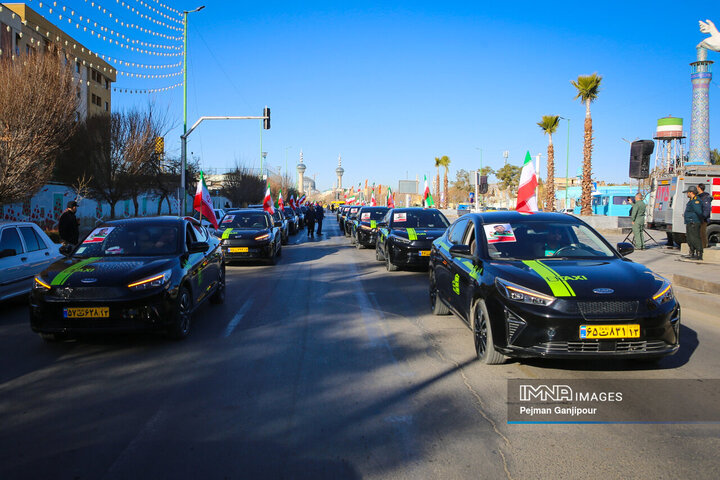 آغاز جشن‌های پیروزی انقلاب اسلامی در اصفهان