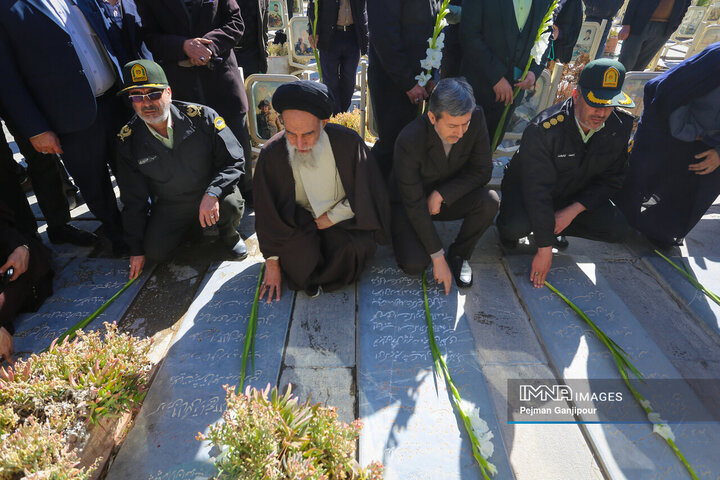 آغاز جشن‌های پیروزی انقلاب اسلامی در اصفهان