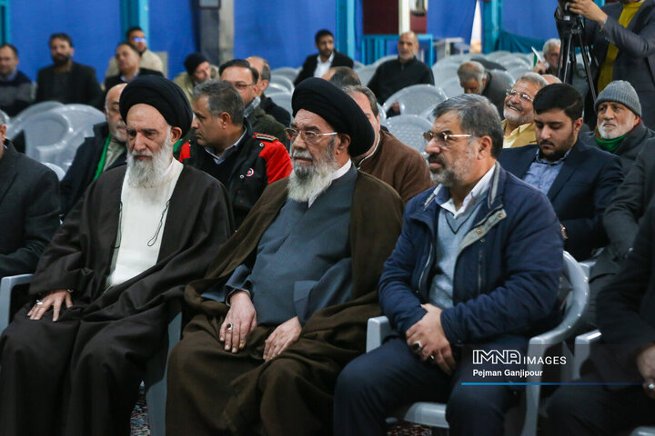 آغاز جشن‌های پیروزی انقلاب اسلامی در اصفهان