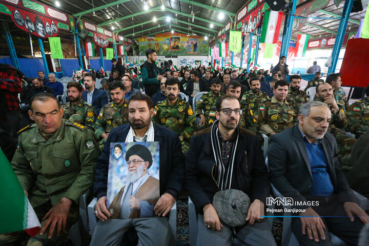 آغاز جشن‌های پیروزی انقلاب اسلامی در اصفهان