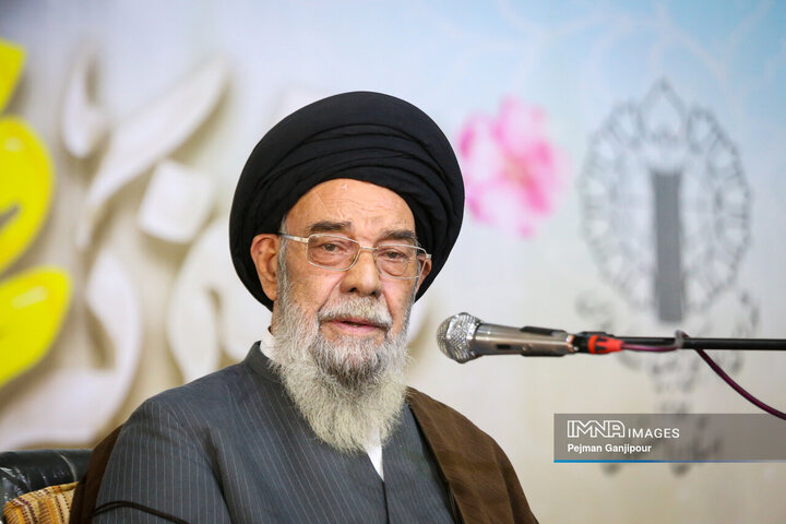 آغاز جشن‌های پیروزی انقلاب اسلامی در اصفهان