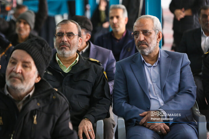 آغاز جشن‌های پیروزی انقلاب اسلامی در اصفهان