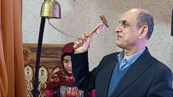 دهه فجر نماد ایستادگی ملت ایران و خودباوری ملی است