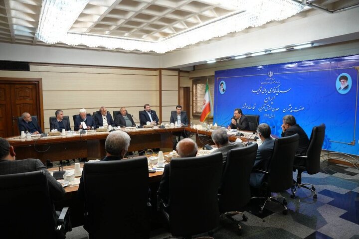 صنعت سیمان باید با احداث نیروگاه‌های اختصاصی، وابستگی به شبکه سراسری را کاهش دهد