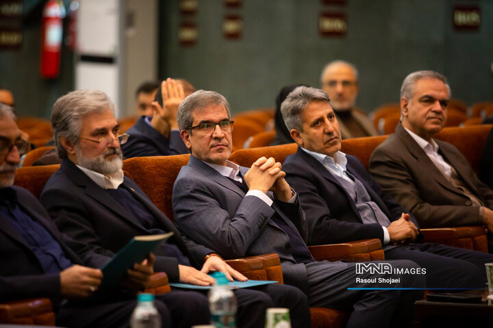 آیین تکریم و معارفه رئیس دانشگاه صنعتی اصفهان