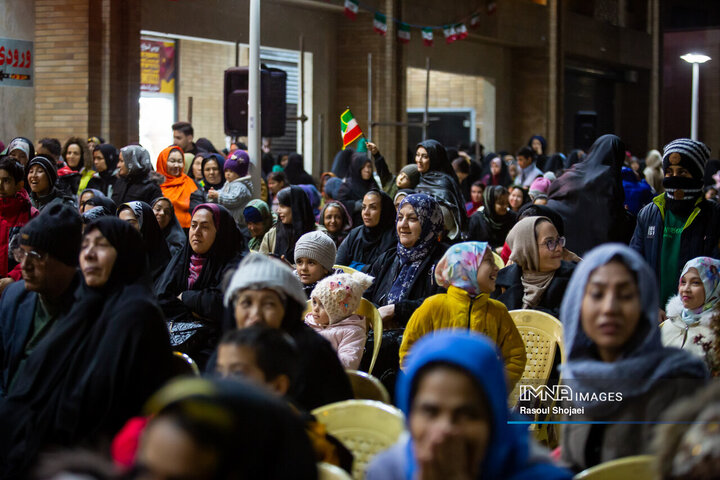 جشن میلاد امام زمان(عج) در منطقه 14 شهرداری اصفهان