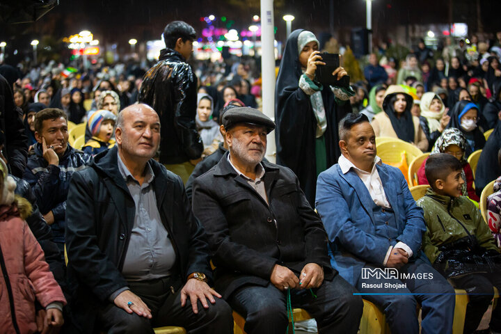 جشن میلاد امام زمان(عج) در منطقه 14 شهرداری اصفهان