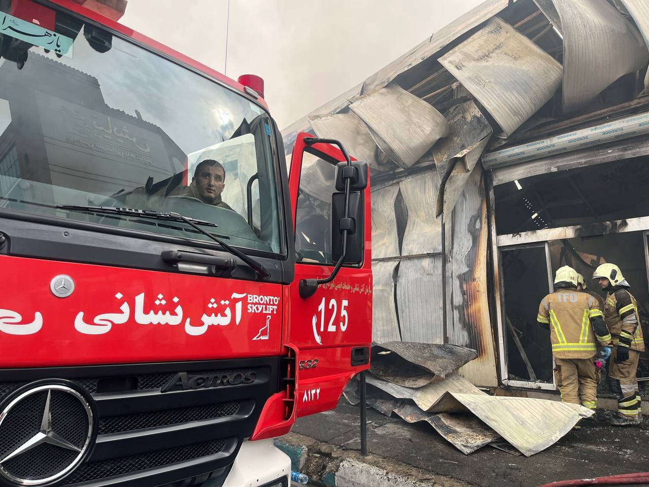 حریق بازار جنت مهار شد/ آتش سوزی تلفات جانی نداشت