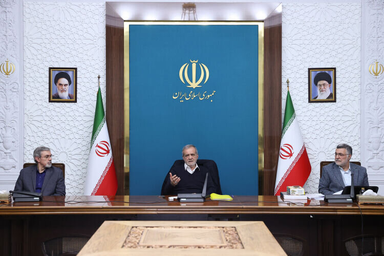 منابع و اعتبارات مرتبط با سلامت مردم نباید در حوزه‌های دیگر هزینه شود