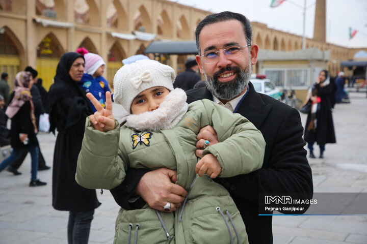 جشن بزرگ خیابان ولی عصر(عج) در اصفهان