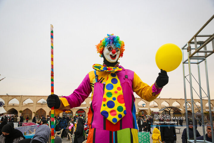 جشن بزرگ خیابان ولی عصر(عج) در اصفهان