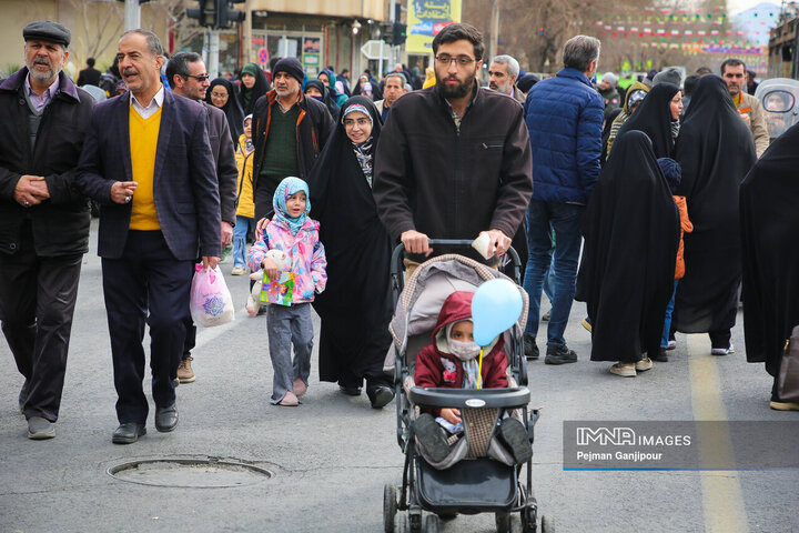 جشن بزرگ خیابان ولی عصر(عج) در اصفهان