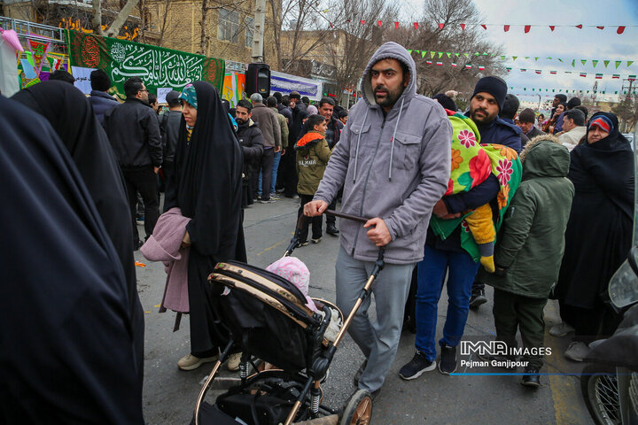 جشن بزرگ خیابان ولی عصر(عج) در اصفهان