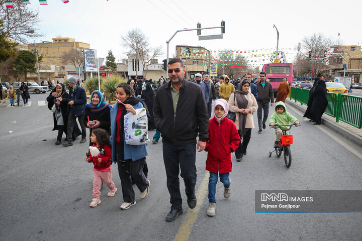 جشن بزرگ خیابان ولی عصر(عج) در اصفهان