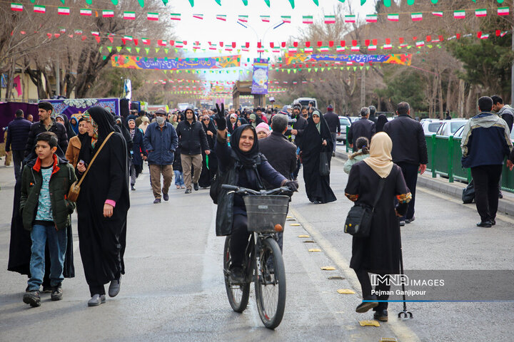 جشن بزرگ خیابان ولی عصر(عج) در اصفهان