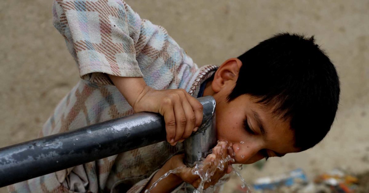 ۴ دهه‌ خدمت شبانه‌روزی؛ از قنات تا تصفیه‌خانه و از بیماری تا سلامتی