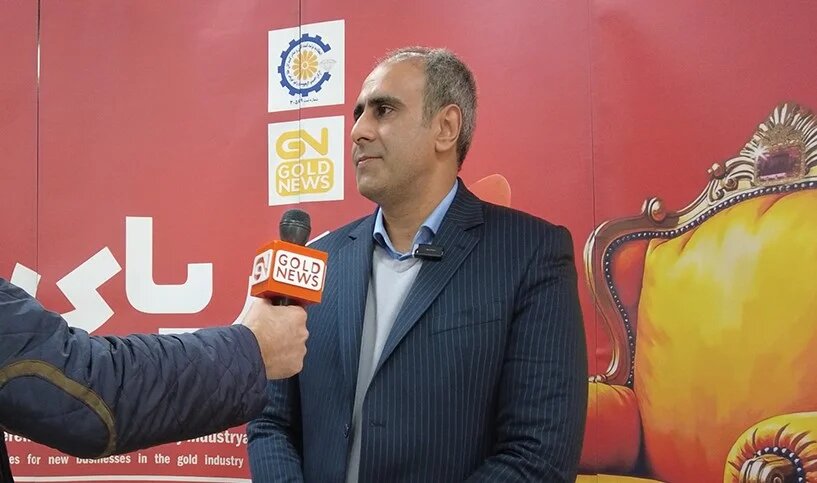 طوفان در بازار طلا / رکوردشکنی جهانی و نوسان در بازار ایران