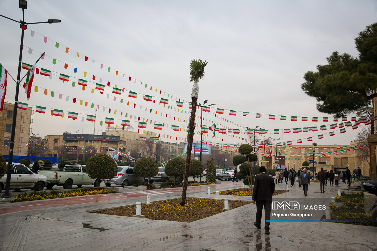 شهر زندگی آماده میزبانی از حماسه ۲۲ بهمن