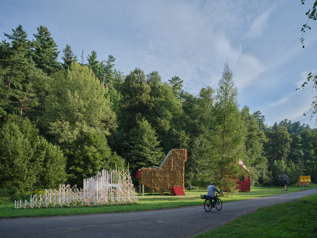 احیای سایت تاریخی چک با معماری چوبی و بازی نور