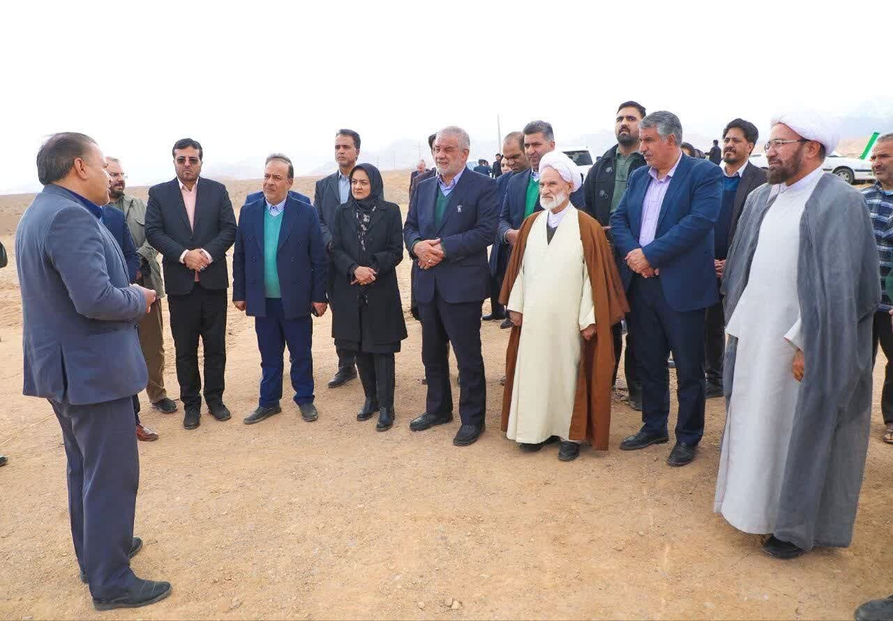 اجرای پروژهای کلان شهری و روستایی در یزد با حضور نماینده وزیر راه