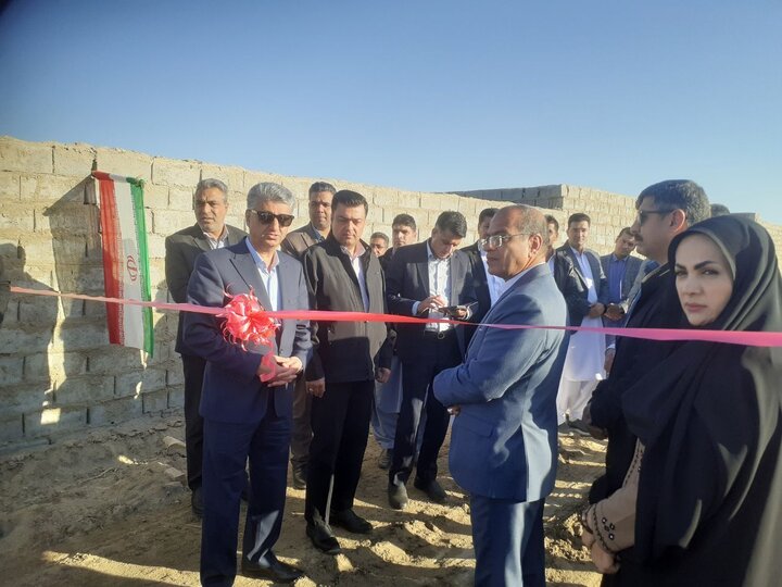 افتتاح ۲۰ واحد گلخانه خانگی در بخش مرکزی زابل