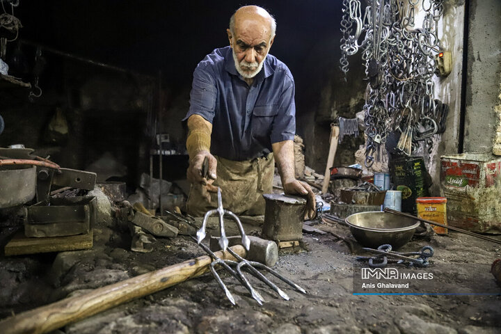 آخرین صدای چکش در بازار قدیم دزفول