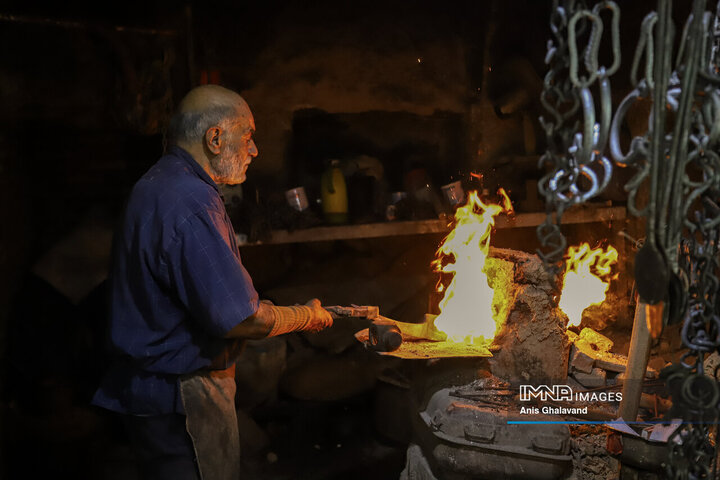 آخرین صدای چکش در بازار قدیم دزفول