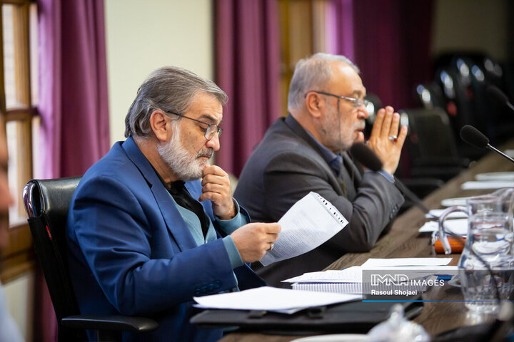 جلسه بررسی بودجه 1405 شهرداری اصفهان