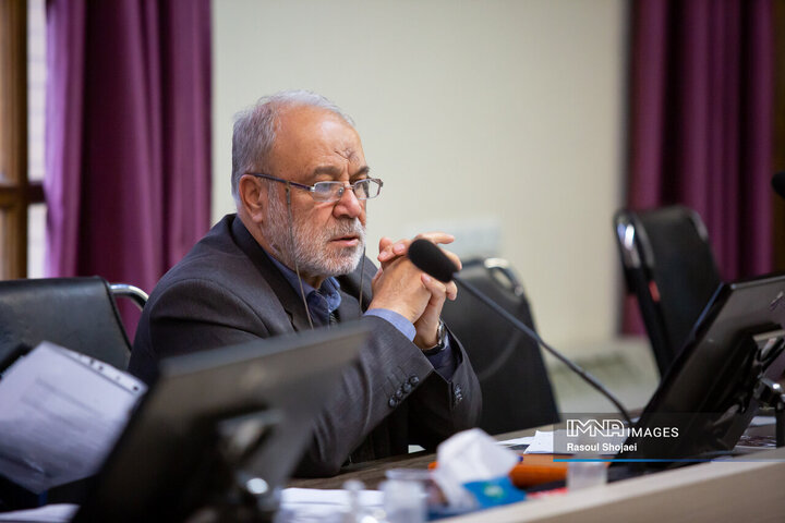 جلسه بررسی بودجه 1405 شهرداری اصفهان