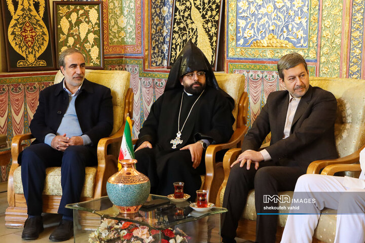 دیدار استاندار و نمایندگان ادیان توحیدی اصفهان