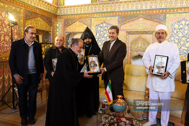 دیدار استاندار و نمایندگان ادیان توحیدی اصفهان