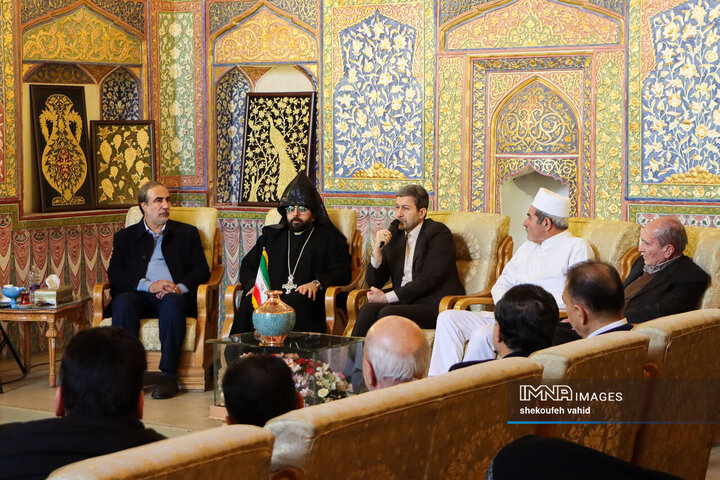 دیدار استاندار و نمایندگان ادیان توحیدی اصفهان