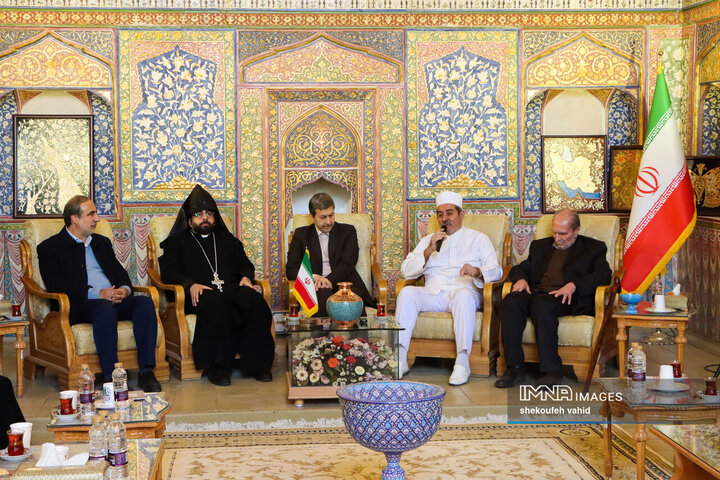 دیدار استاندار و نمایندگان ادیان توحیدی اصفهان